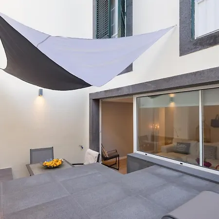 Old Town W Interior Terrace - Barreirinha * Funchal (Madeira)