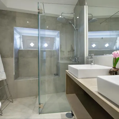 Old Town W Interior Terrace - Barreirinha 푼샬